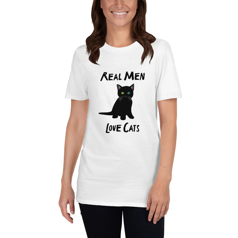 Real Men Love Cats Cat Lover Shirt Best Cat Dad Ever T-Shirt Gift Giving for Men Women Family and Friends Cat TShirt Cute Cat Shirt For Him