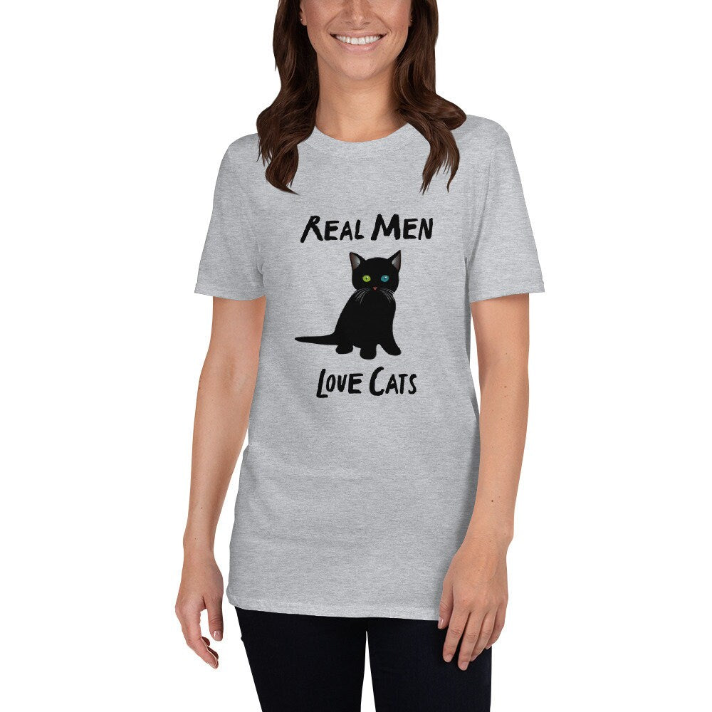 Real Men Love Cats Cat Lover Shirt Best Cat Dad Ever T-Shirt Gift Giving for Men Women Family and Friends Cat TShirt Cute Cat Shirt For Him