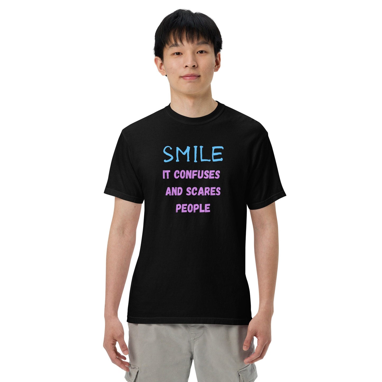 Smile it Confuses and Scares People Silly Funny Sarcastic Tshirt Happy Shirt for Family Friends Gag Gift Birthday Anniversary Gift Tee Shirt