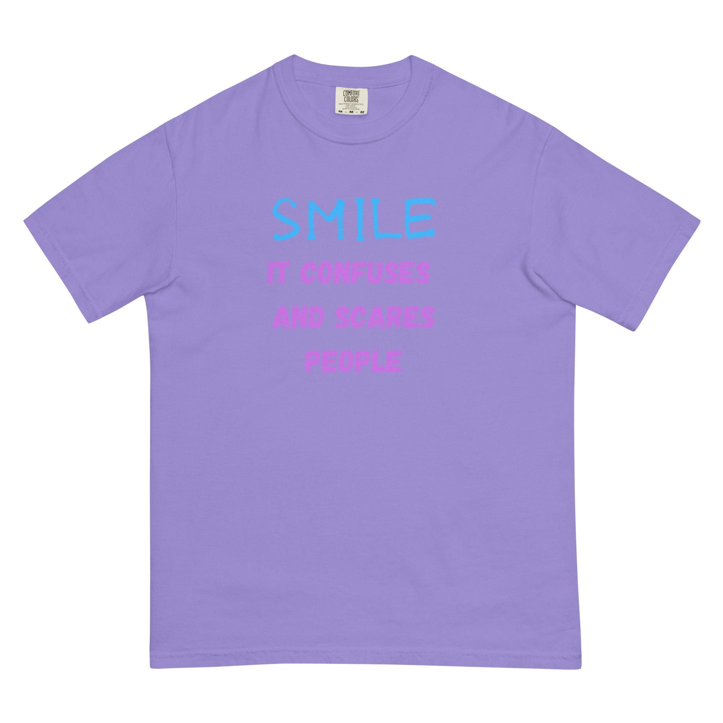 Smile it Confuses and Scares People Silly Funny Sarcastic Tshirt Happy Shirt for Family Friends Gag Gift Birthday Anniversary Gift Tee Shirt