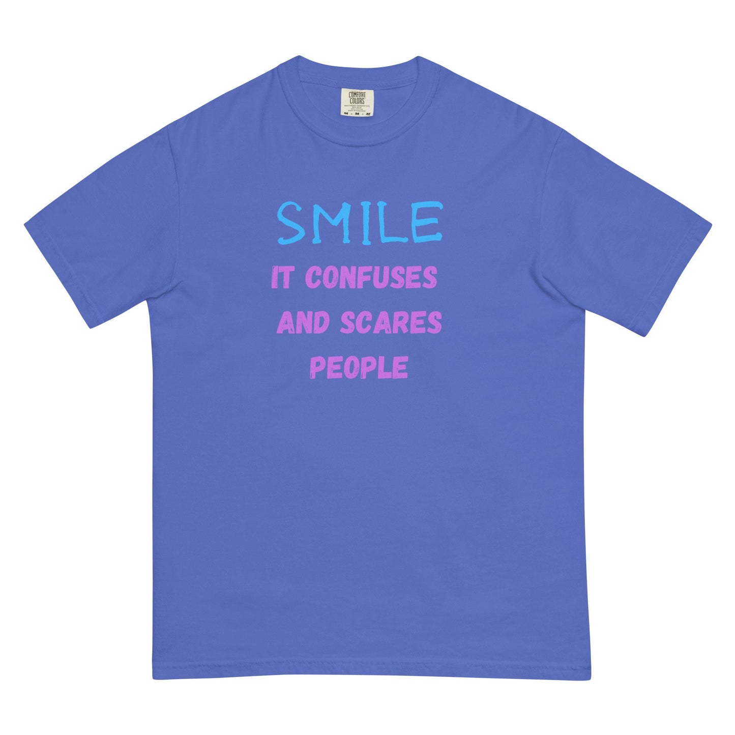 Smile it Confuses and Scares People Silly Funny Sarcastic Tshirt Happy Shirt for Family Friends Gag Gift Birthday Anniversary Gift Tee Shirt